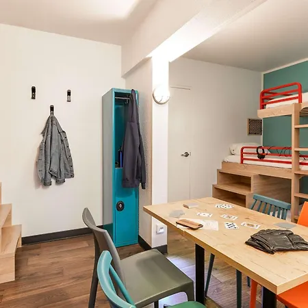 Hotelf1 Nimes Ouest