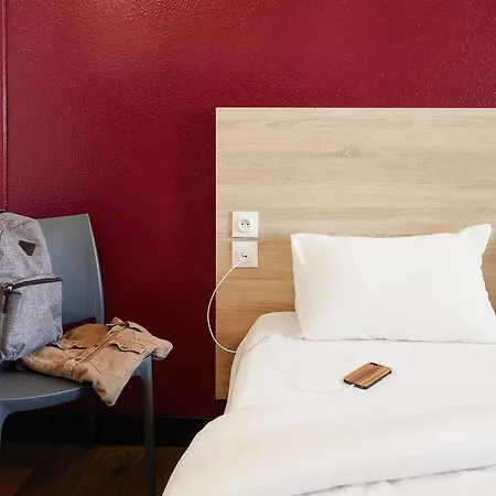 Hotelf1 Ouest מלון נים