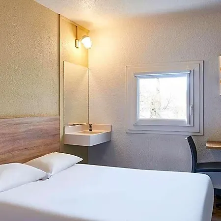 Hotelf1 Ouest Hotel