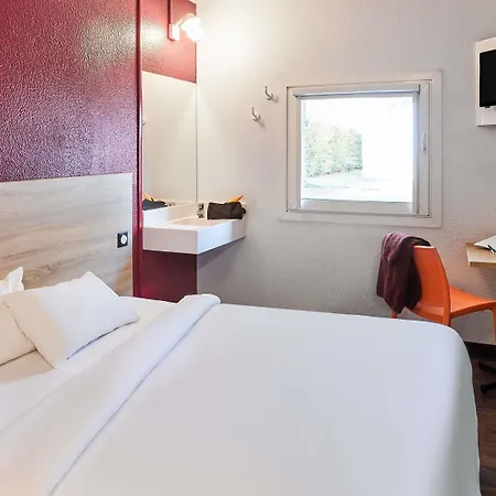 Hotelf1 Ouest Nîmes