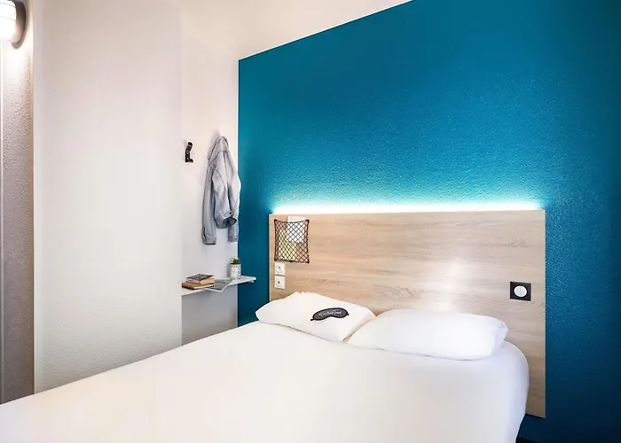 Hotelf1 Ouest Nîmes