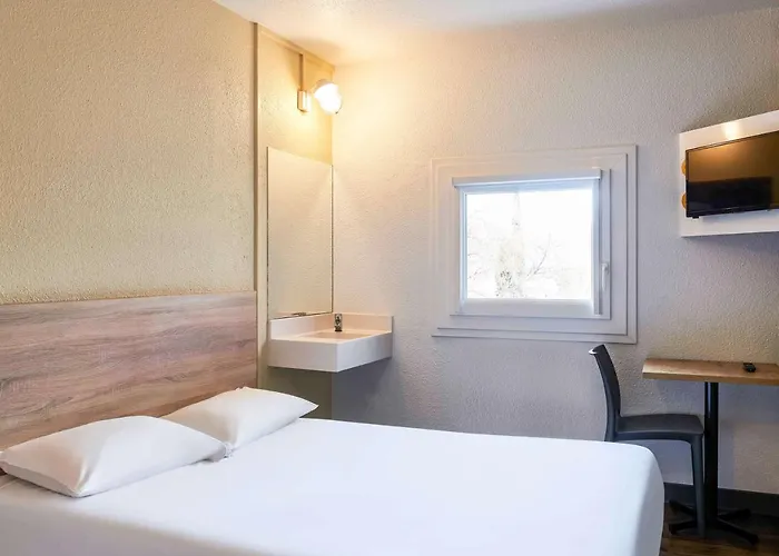 Hotel Hotelf1 Ouest *